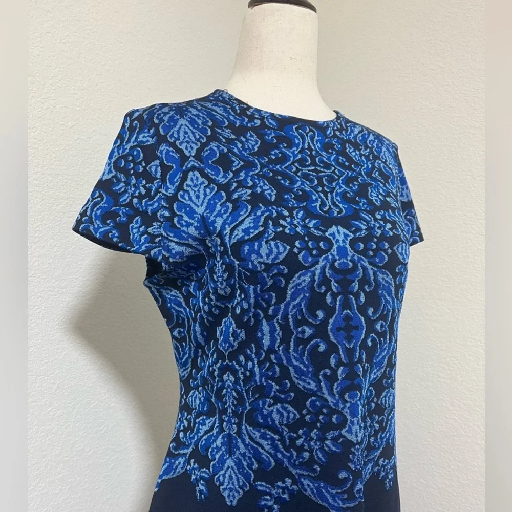St. John Blue Tones Brocade Graphic Short-Sleeve Knit Dress - Picture 4 of 7